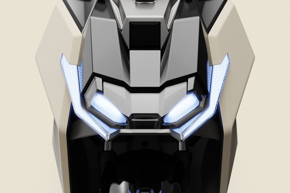 Head Light of Tesseract