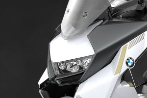 Head Light of C 400 GT