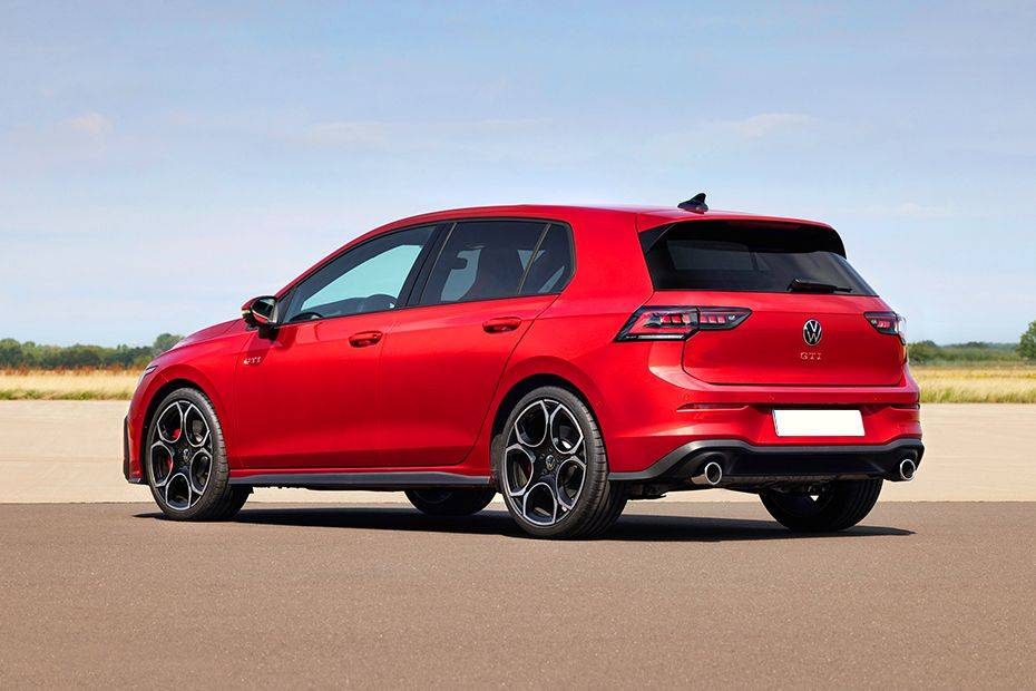 Rear 3/4 left Image of Golf GTI