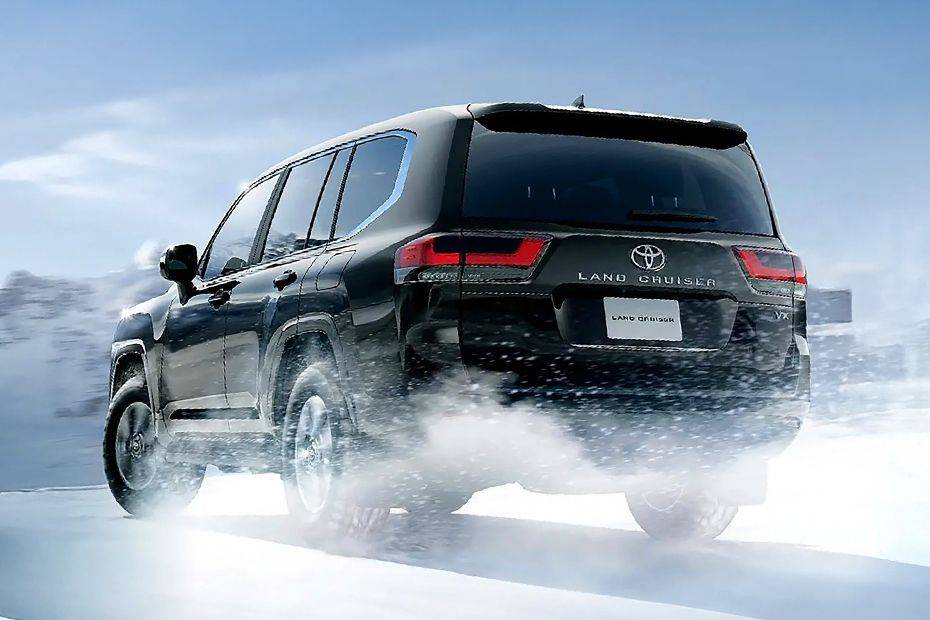 Rear 3/4 left Image of Land Cruiser 300