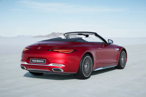 Rear 3/4 Right Image of Maybach SL 680