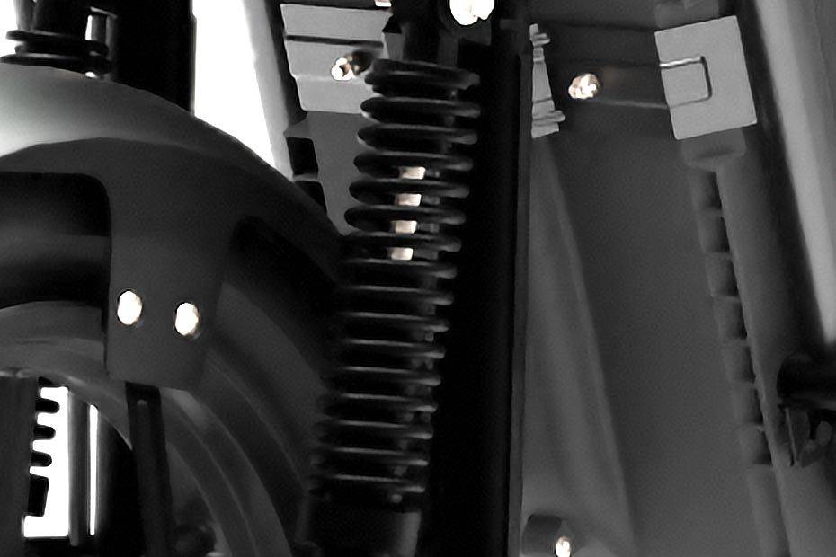Rear Suspension View of Challenger