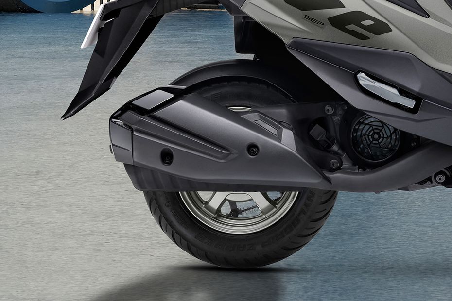 Rear Tyre View of Avenis