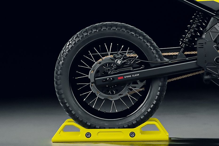 Rear Tyre View of Shockwave