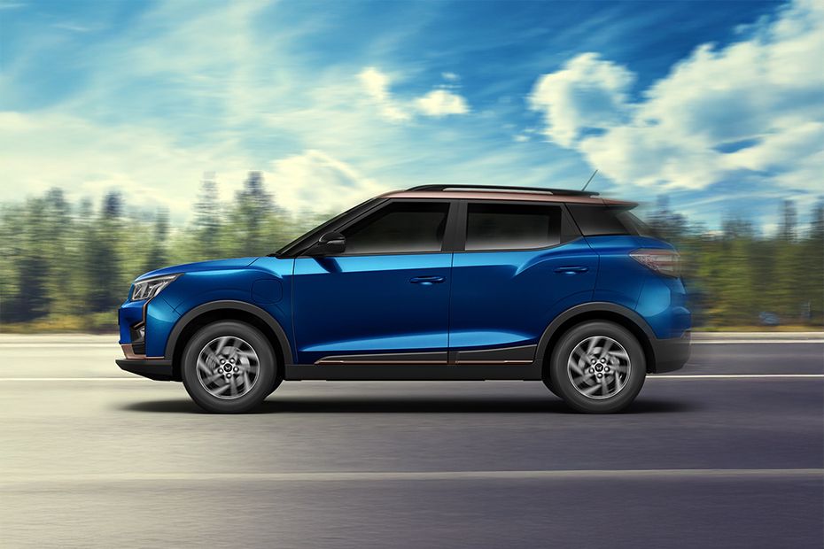 Side view Image of XUV400 EV