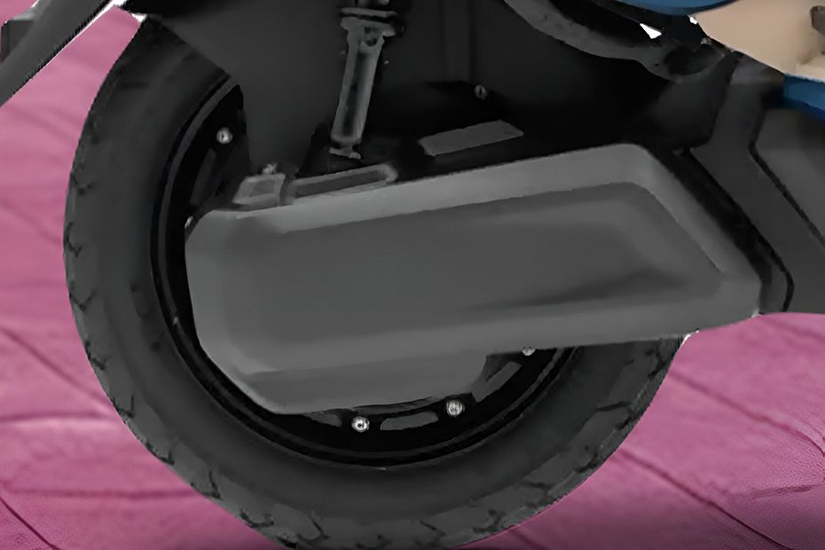 Exhaust View of iQube