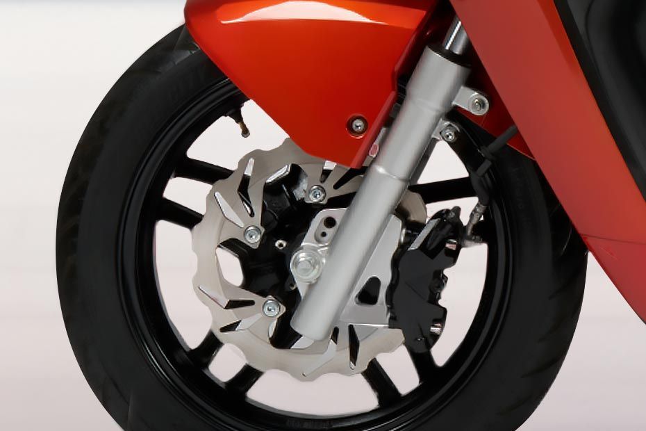 Front Brake View of Sigilo