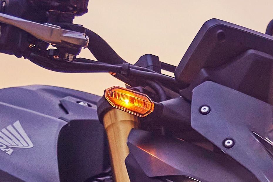Front Indicator View of CB1000 Hornet SP
