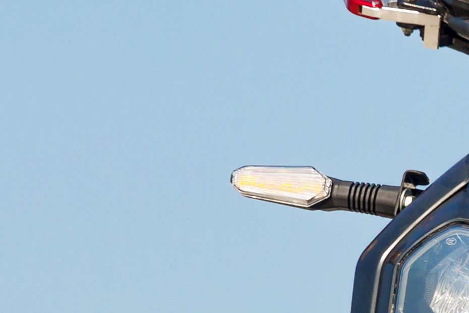 Front Indicator View of KM4000 Mark 2