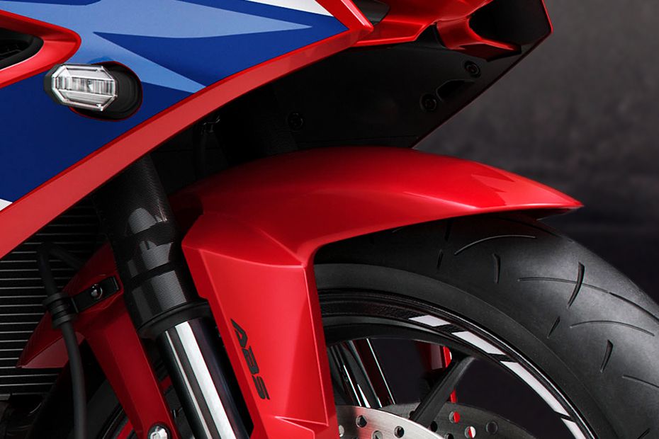 Front Mudguard & Suspension of CBR650R