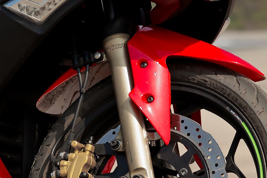 Front Suspension View of KM3000 Mark 2