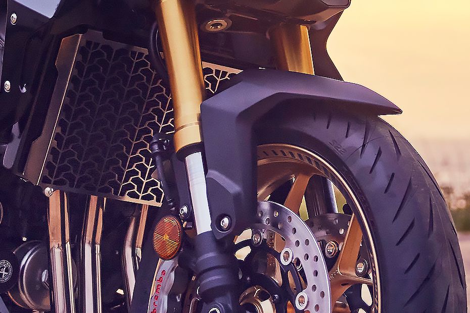 Front Suspension View of CB1000 Hornet SP
