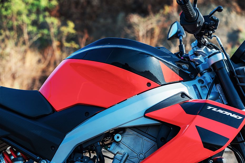 Fuel tank of Tuono 457