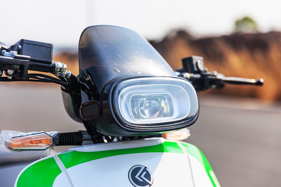 Head Light of Hermes 75