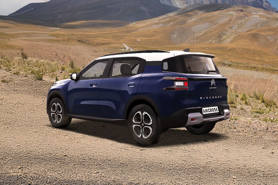 Rear 3/4 left Image of Aircross