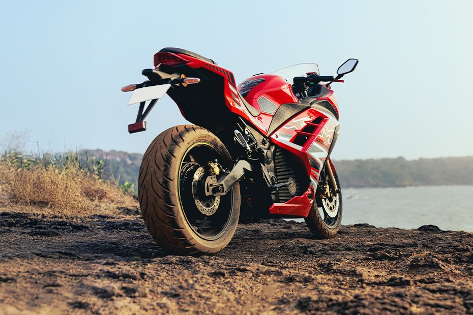 Kabira Mobility KM3000 Mark Price, 201km Range, Charging Time