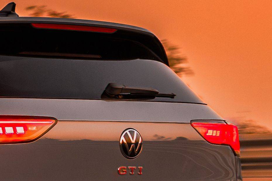 Rear Wiper Image of Golf GTI