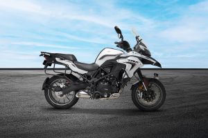 Right Side View of TRK 502