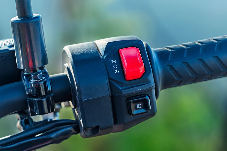 Self Starter Button of Tuono 457