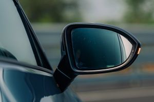 Side mirror rear angle Image of Golf GTI