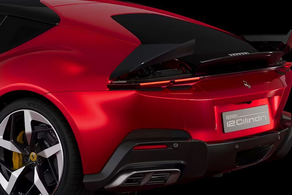 Tail lamp Image of 12Cilindri