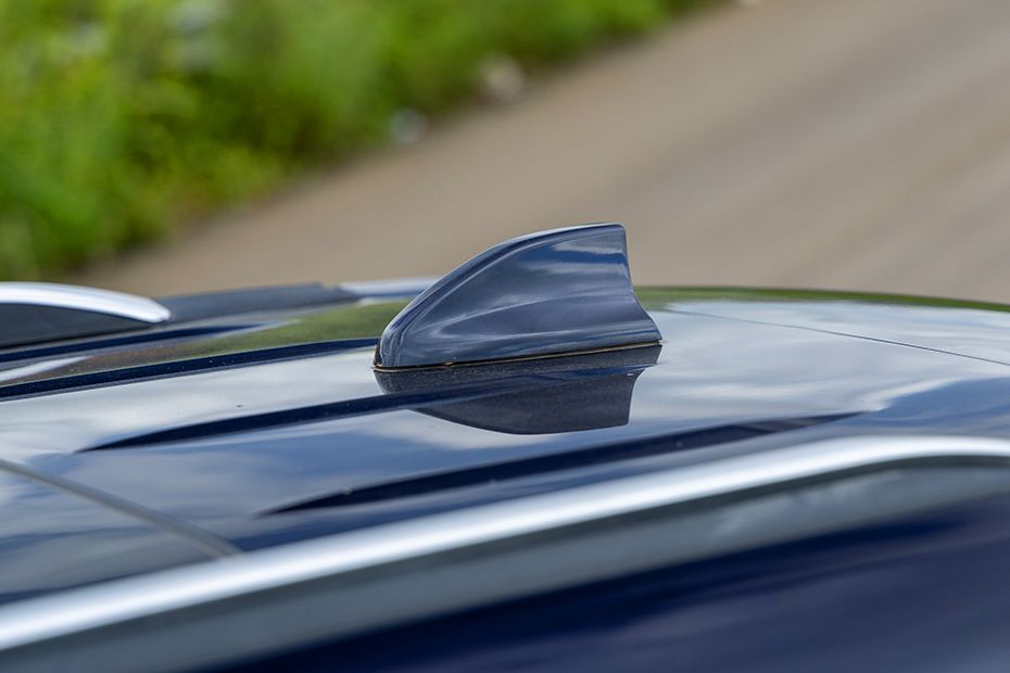 Antenna view Image of XUV700