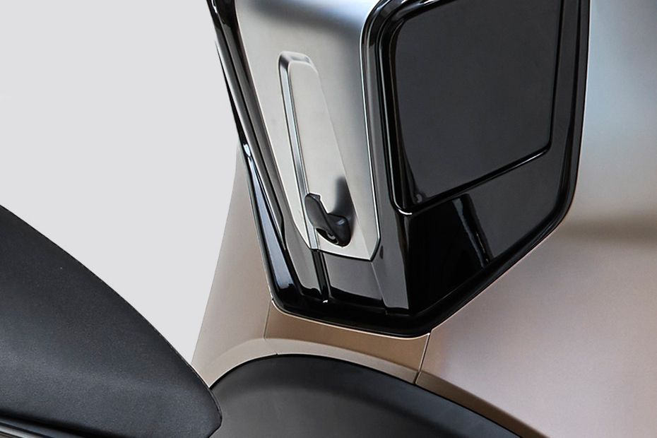 Carry Hook of M1-S Electric Maxi-Scooter