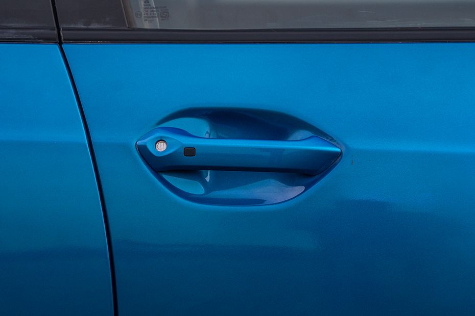 Door handles Image of Punch