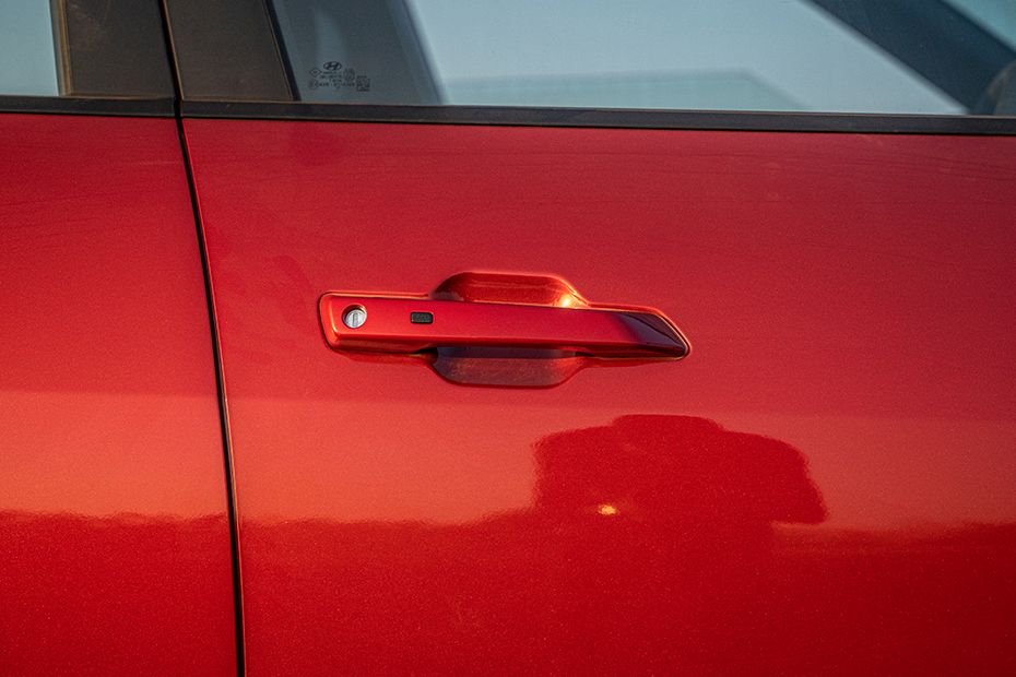 Door handles Image of Venue N Line