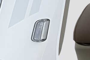 Front Indicator View of Eeva