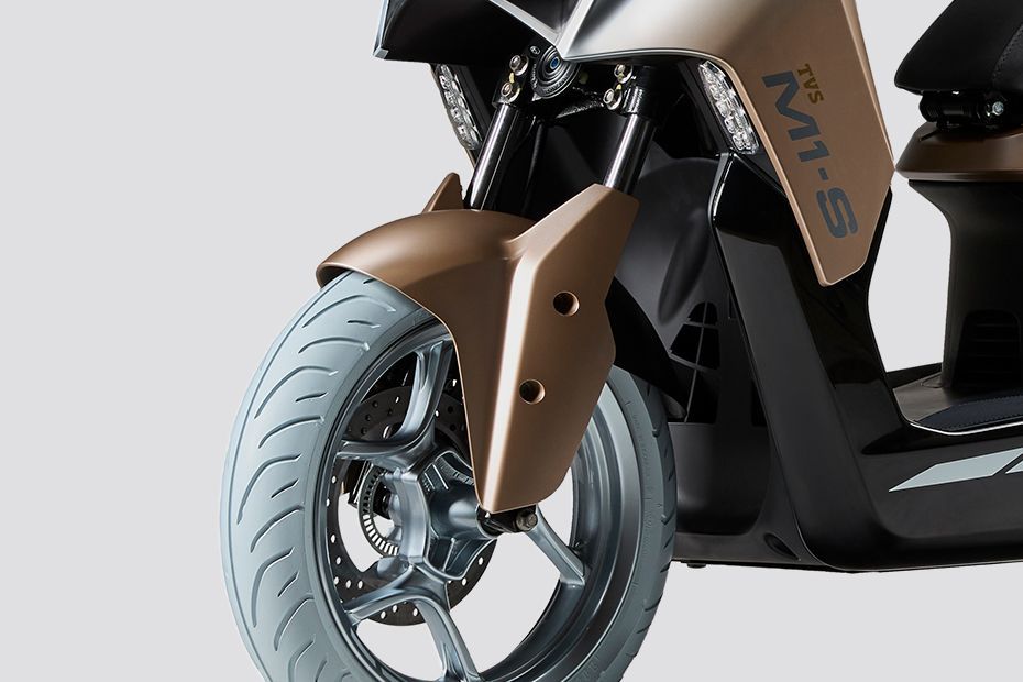 Front Mudguard & Suspension of M1-S Electric Maxi-Scooter
