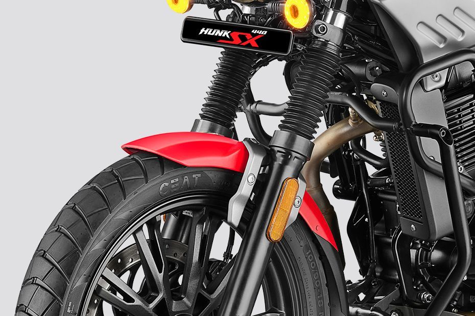Front Suspension View of Hunk 440 SX