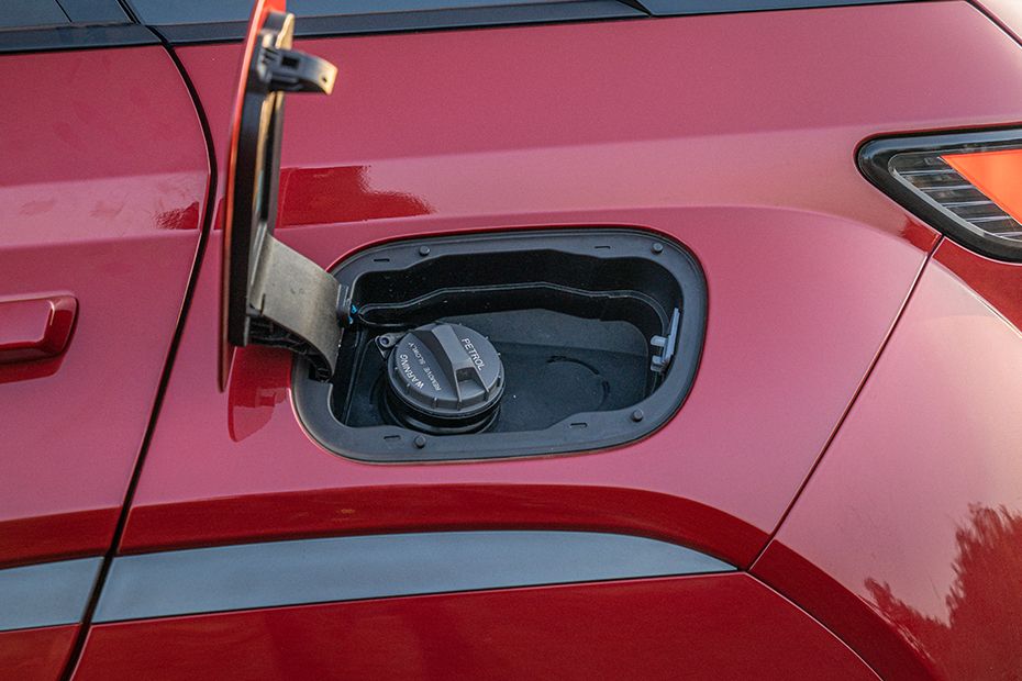 Fuel cap Image of Venue N Line