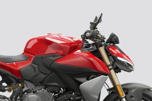 Fuel tank of Streetfighter V2