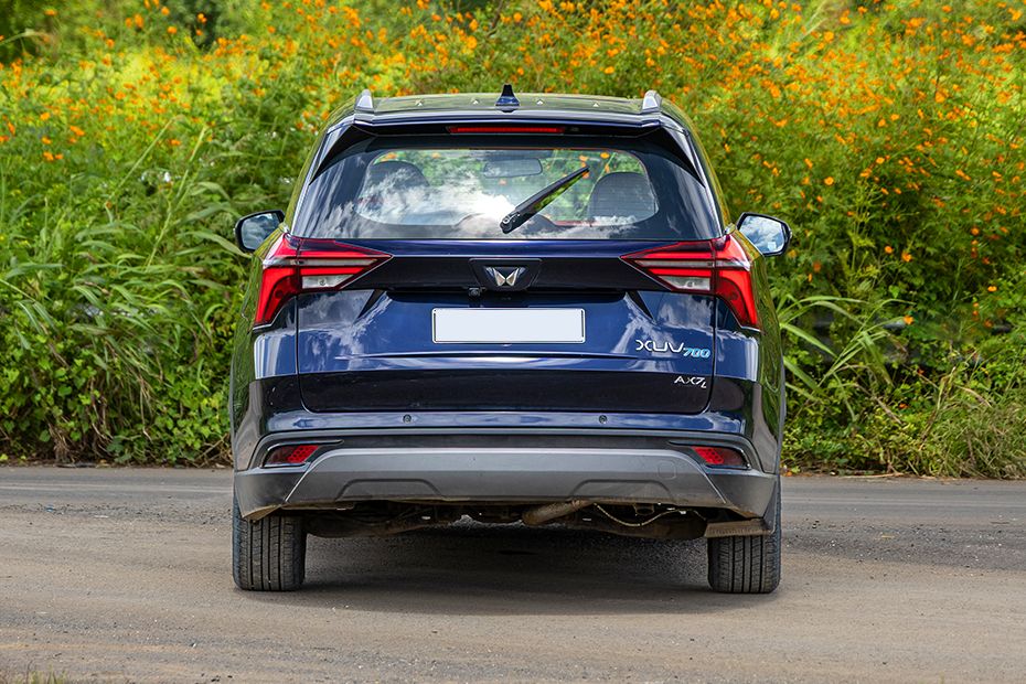 Rear back Image of XUV700