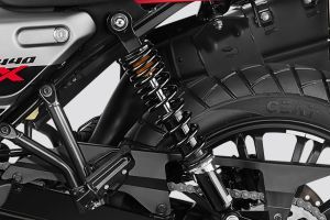 Rear Suspension View of Hunk 440 SX