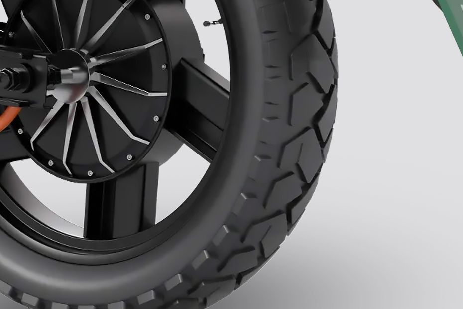 Rear Tyre View of MX16 Pro