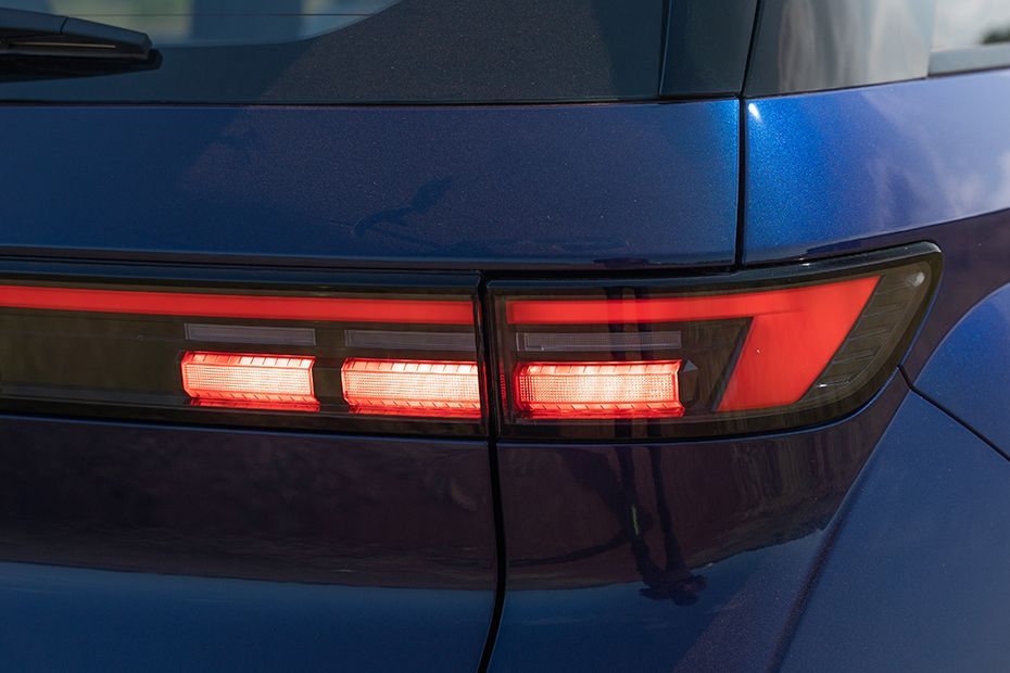 Tail lamp Image of Venue