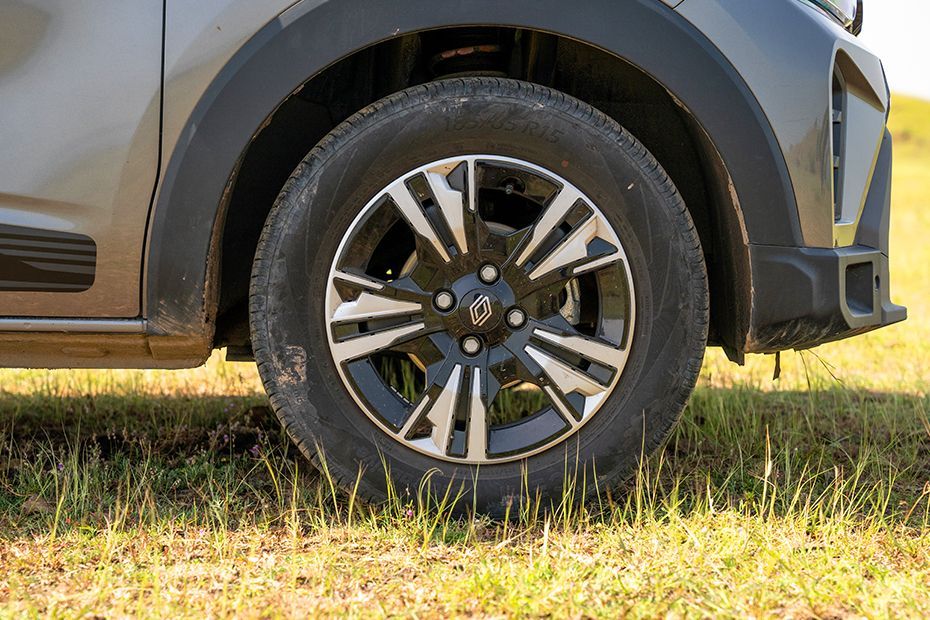 Wheel arch Image of Triber
