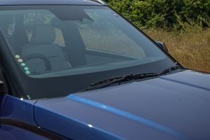 Wiper with full windshield Image of Venue