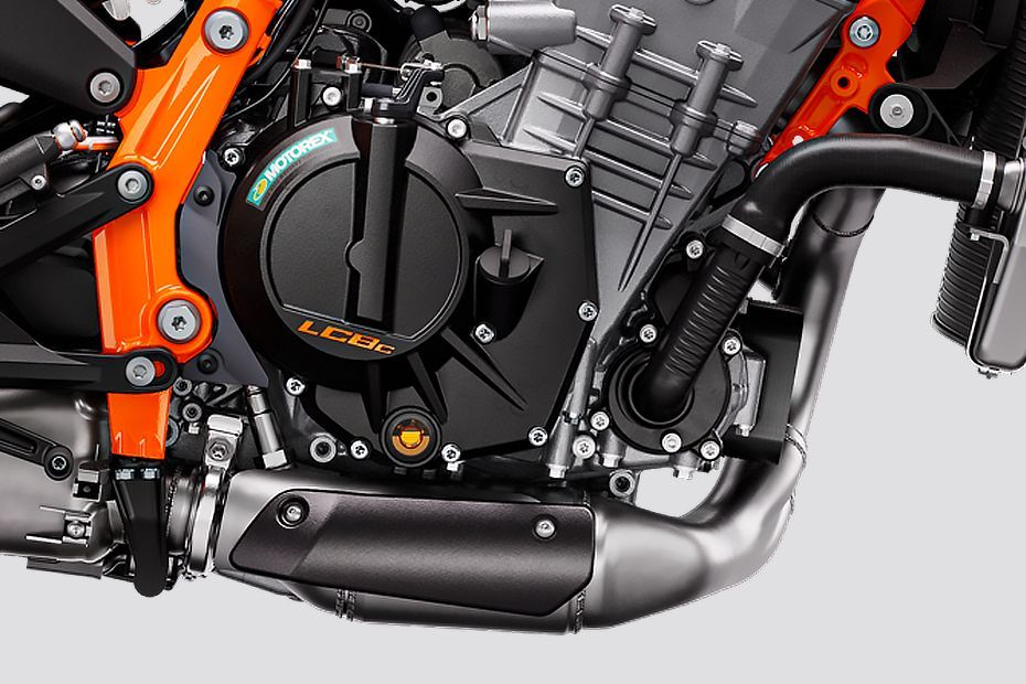Engine of 990 RC R