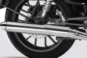 Exhaust View of CB350C