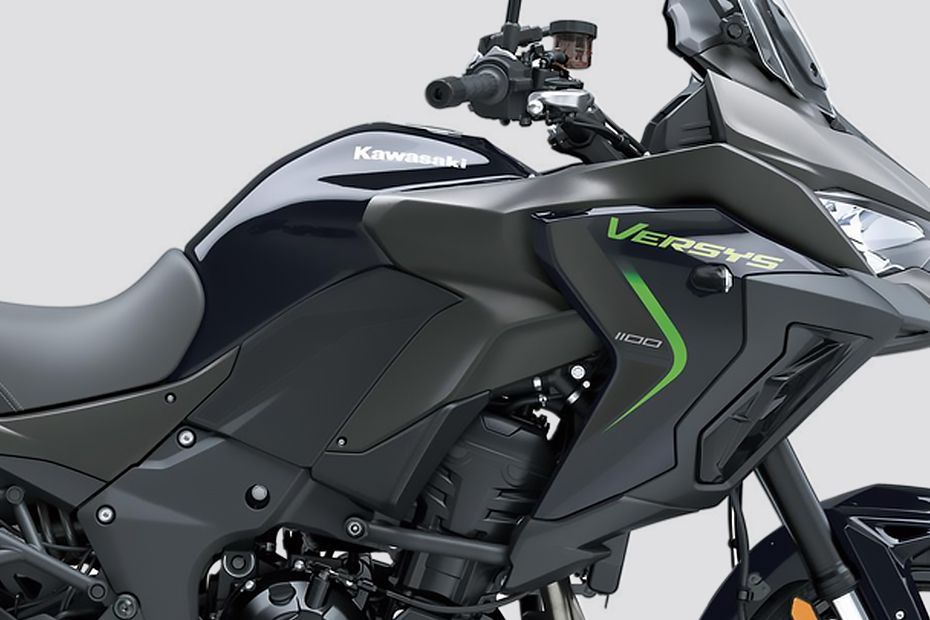Fuel tank of Versys 1100