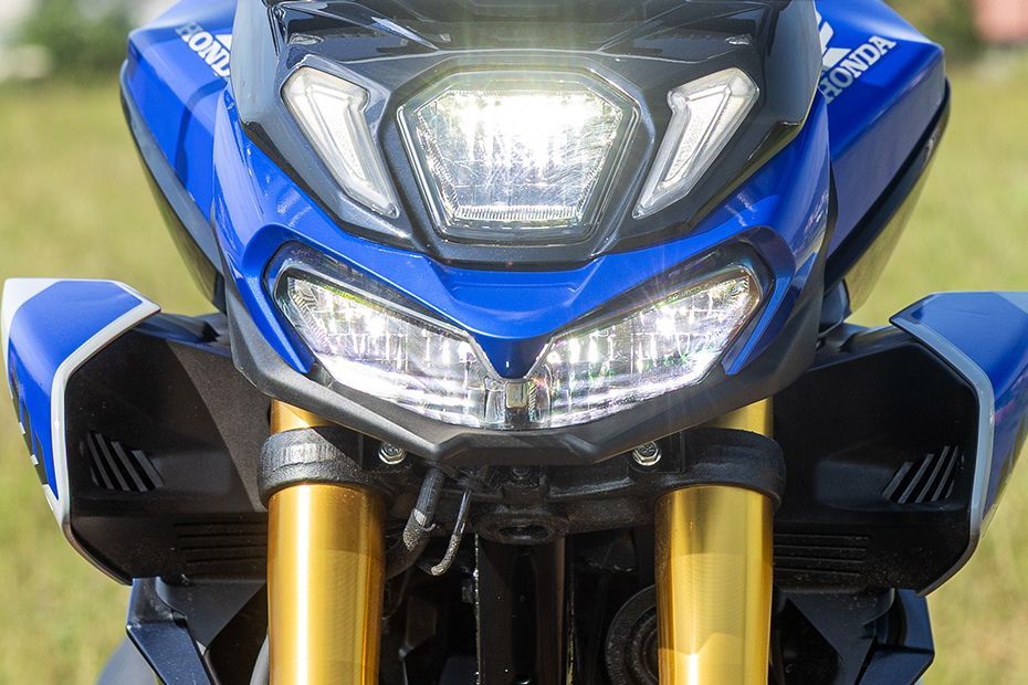 Head Light of CB125 Hornet