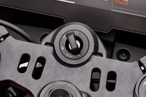 Ignition View of 990 RC R