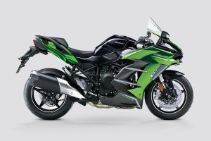 Right Side View of Ninja H2 SX