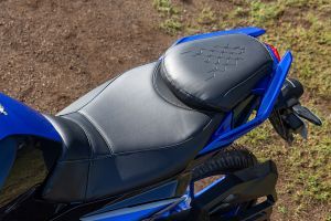 Seat of CB125 Hornet