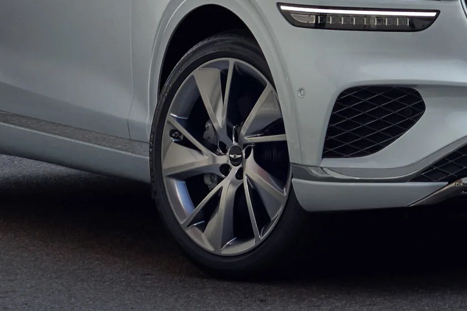 Wheel arch Image of GV70