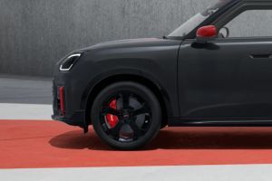 Wheel arch Image of Countryman