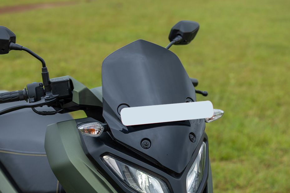 Windshield View of Xoom 160